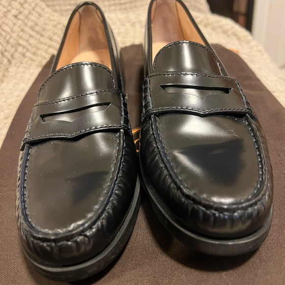 Tod’s Gommino Driving Shoes - Picture 5 of 9